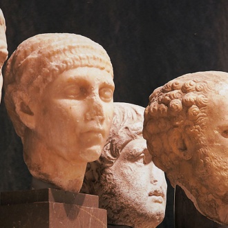 Cabeças romanas desconhecidas. Museu Arqueológico de Sevilha