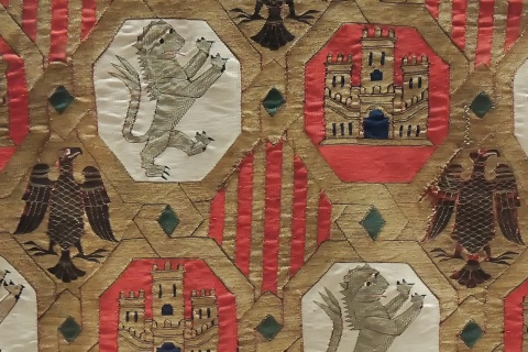 Museu de Tapeçarias e Têxteis de Toledo. Detalhe da casula do arcebispo de Toledo