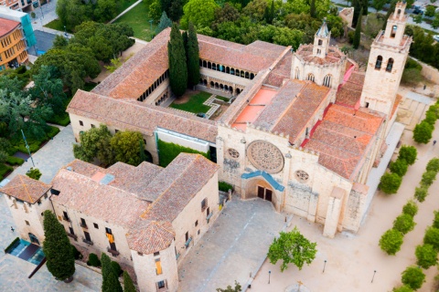 Klasztor w Sant Cugat del Vallès. Barcelona.