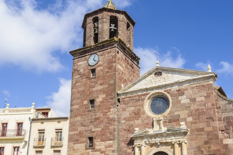 Église Santa María à Prades (province de Tarragone, Catalogne)