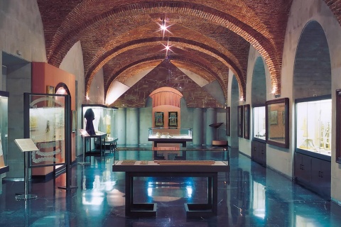 Muzeum Etnograficzne i Tkanin Pérez Enciso w Plasencji 