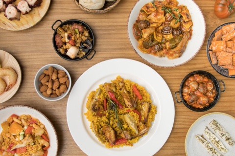 Diferentes platos y productos típicos de la región de Murcia