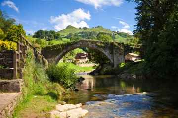 The River Miera on its course through Liérganes (Cantabria)