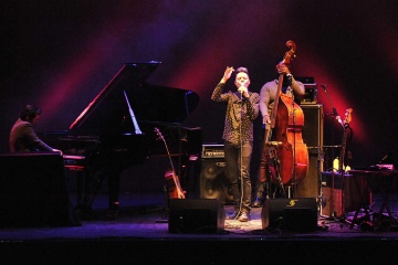 José James lors du festival international de jazz de Grenade