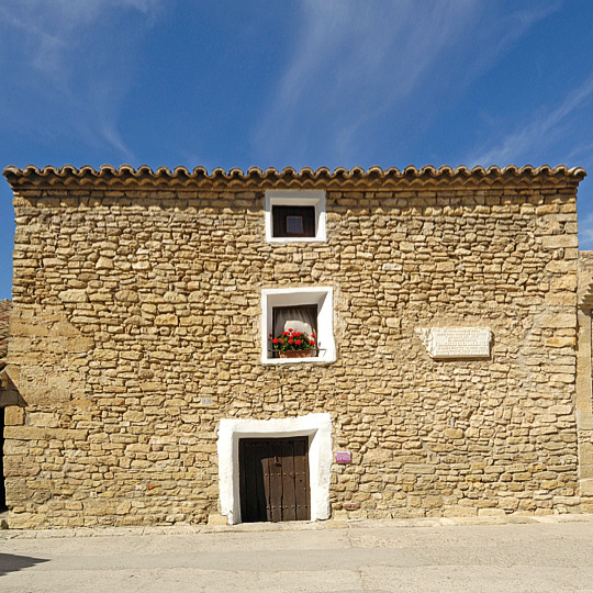 Fassade des Geburtshauses von Francisco de Goya in Fuendetodos in Zaragoza, Aragonien