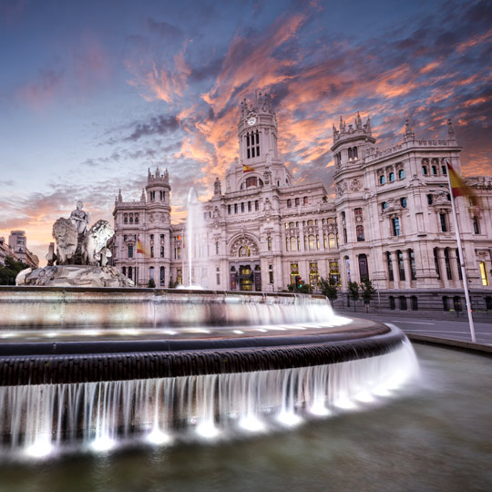 Cibeles Fountain and the CentroCentro Madrid building