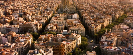 Carrer del Bruc, Barcelona. Luftaufnahme der Diagonal