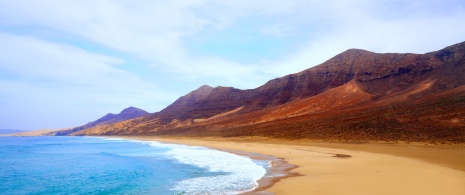 Der Strand von Cofete auf Fuerteventura, Kanarische Inseln.