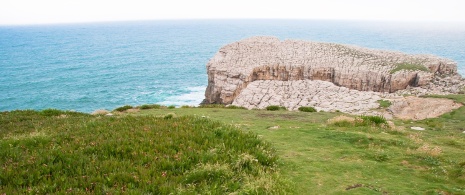 View from the Punta del Dichoso viewpoint, Suances