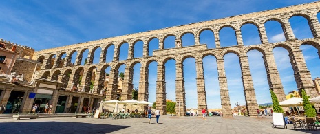 Vista del acueducto romano de Segovia, Castilla y León