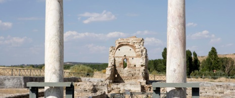 Pozostałości willi rzymskiej w parku archeologicznym Carranque, Toledo.