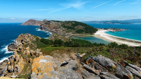 Views from the Illa do Faro