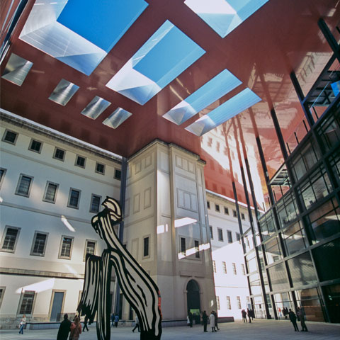 Внутренний двор Национального музея «Центр искусств имени королевы Софии», Мадрид