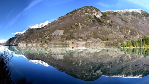 Posets de Maldata Nature Reserve, view of the lake