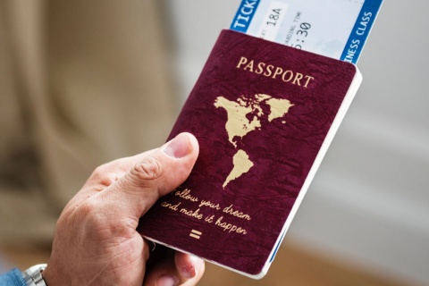 Visado y pasaporte