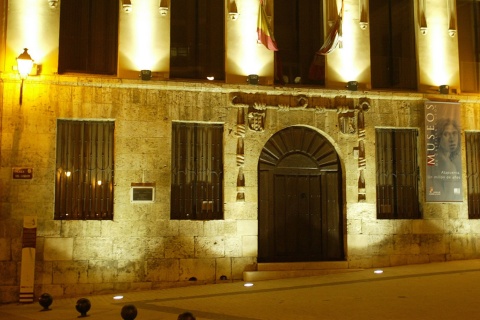 Vista exterior del Museo de Palencia
