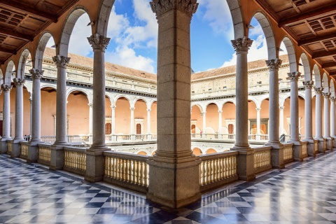 Wnętrze twierdzy Alcázar w Toledo