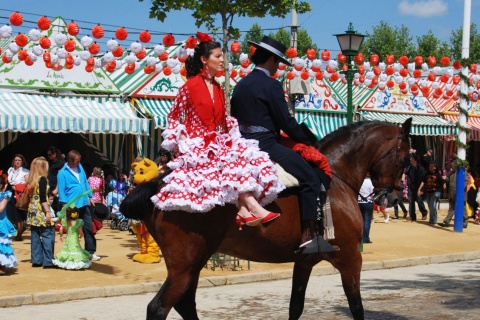Un couple lors de la Feria de Abril