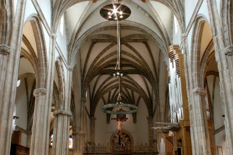 Кафедральный собор Махистраль-де-лос-Сантос-Ниньос-Хусто-и-Пастор в Алькала-де-Энарес
