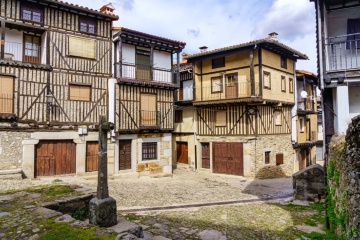 Typowe domy w La Alberca (Salamanka, Kastylia-León)