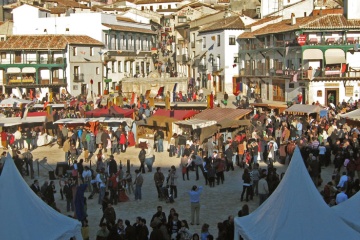 Medieval market in Chinchón, Madrid