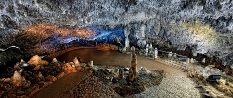 エル・ソプラオ洞窟（カンタブリア州）