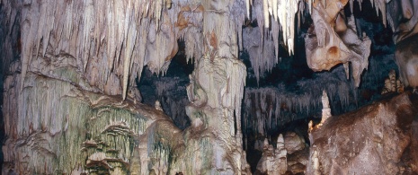 Grotte de l’Águila. Arenas de San Pedro, Ávila